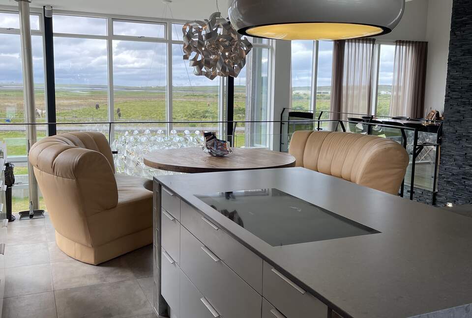 Luxury Icelandic Villa - Mosfellsbaer, Iceland