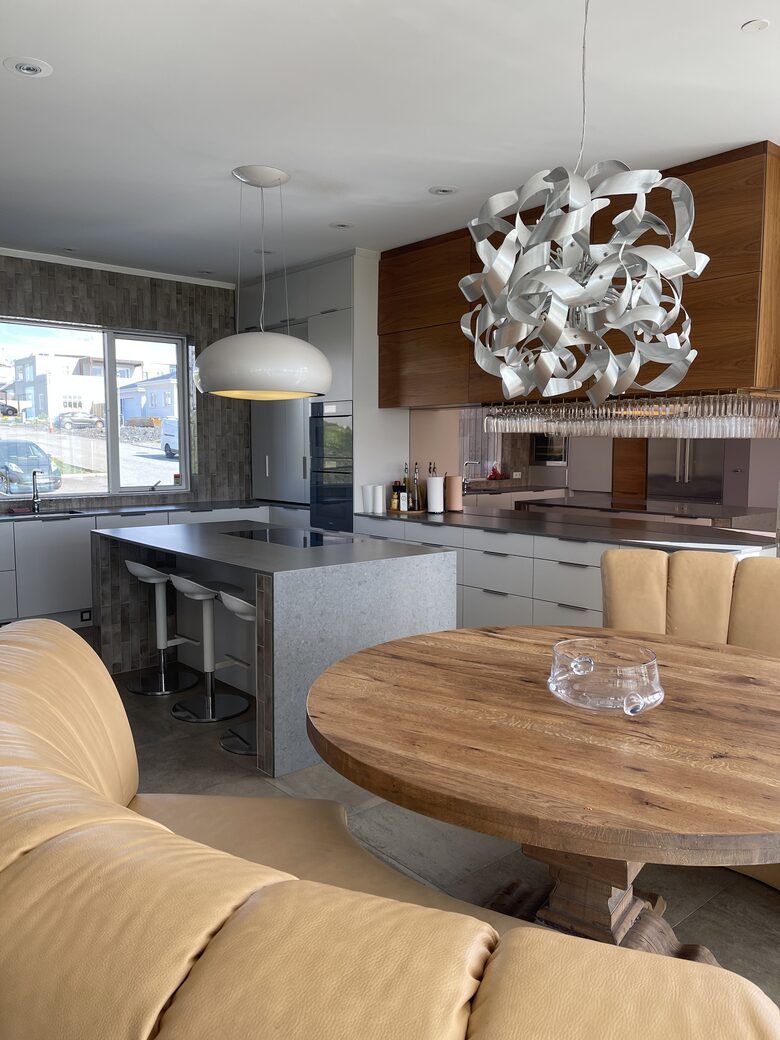 Luxury Icelandic Villa - Mosfellsbaer, Iceland