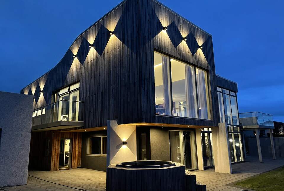 Luxury Icelandic Villa - Mosfellsbaer, Iceland
