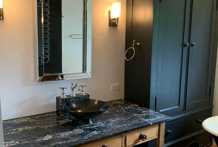 Historic Home on Port Hope's Prettiest Street - Port Hope, Canada