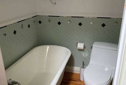 Historic Home on Port Hope's Prettiest Street - Port Hope, Canada