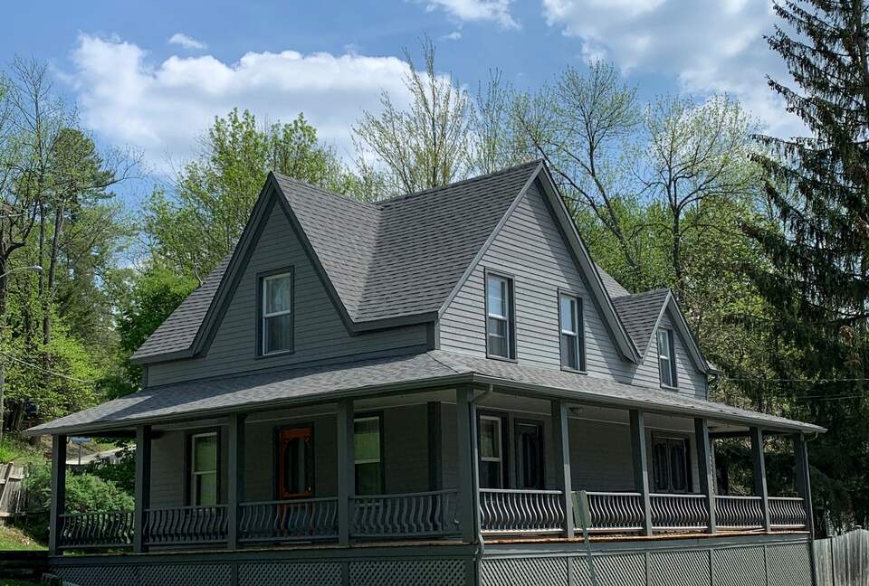 Gorgeous North Hatley Historic Retreat - North Hatley, Canada
