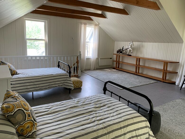 Gorgeous North Hatley Historic Retreat - North Hatley, Canada