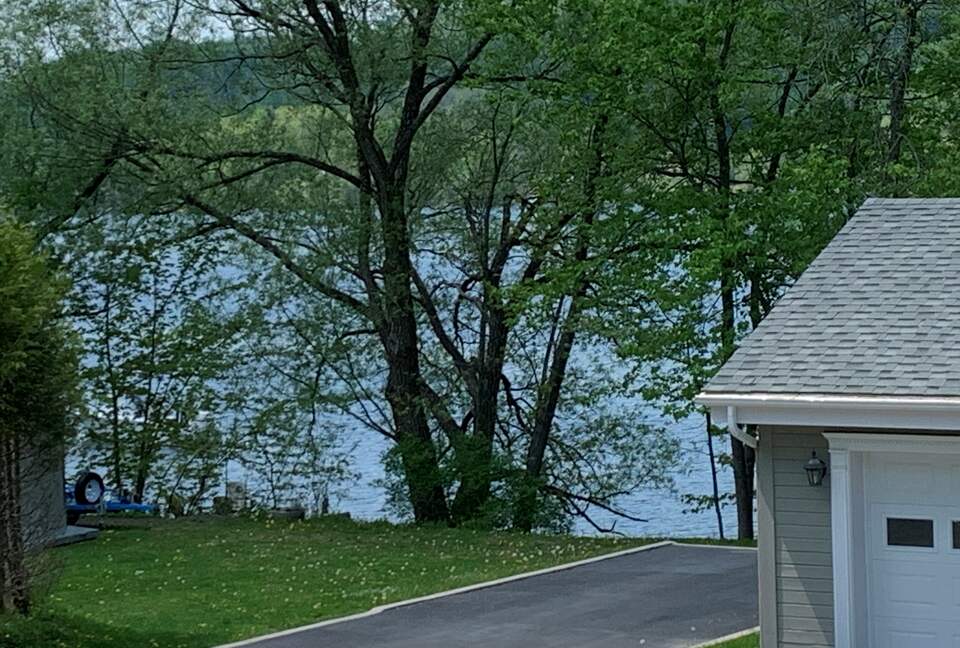 Gorgeous North Hatley Historic Retreat - North Hatley, Canada