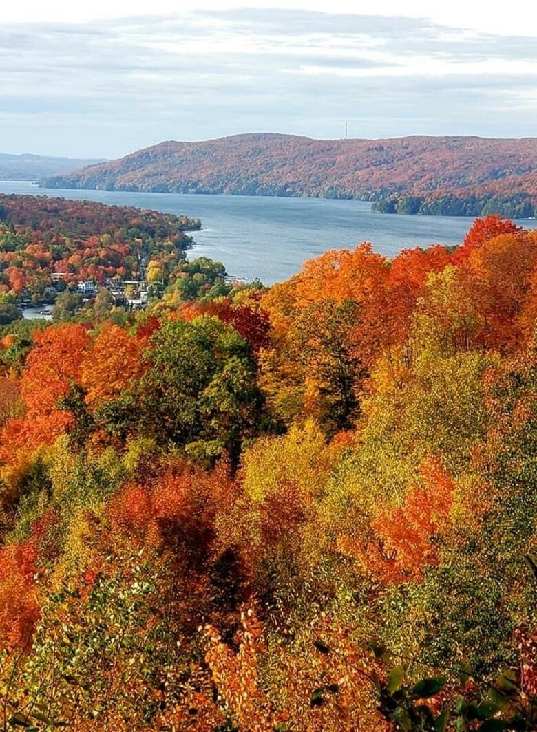 Gorgeous North Hatley Historic Retreat - North Hatley, Canada