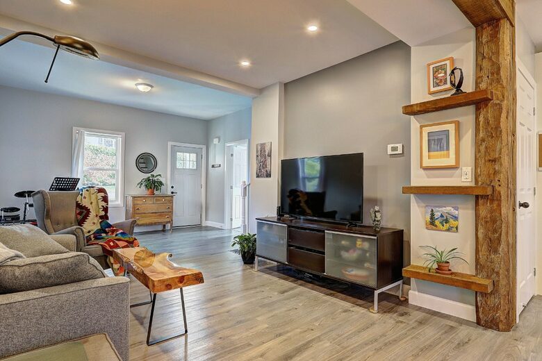 Cheerful Getaway In Historic Port Hope - Port Hope, Canada