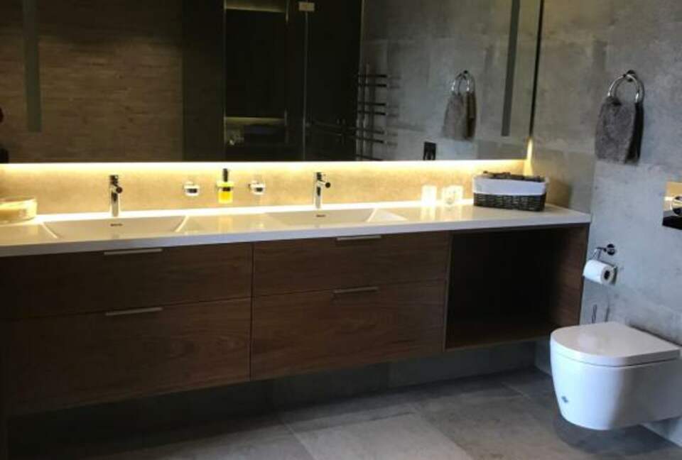 Luxury Icelandic Villa - Mosfellsbaer, Iceland