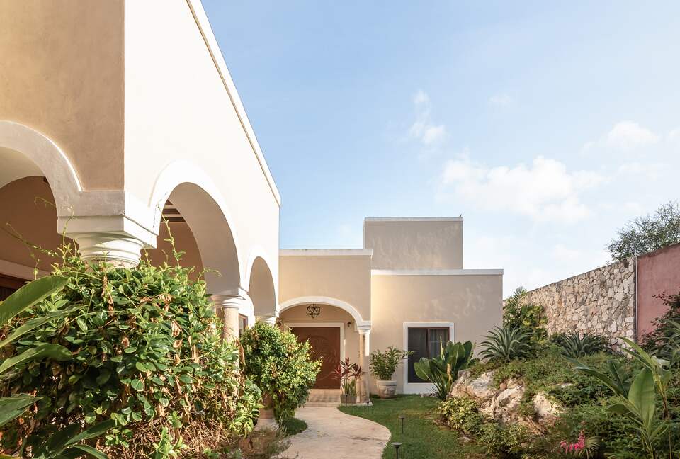 Casa Madreselva - Valladolid, Mexico