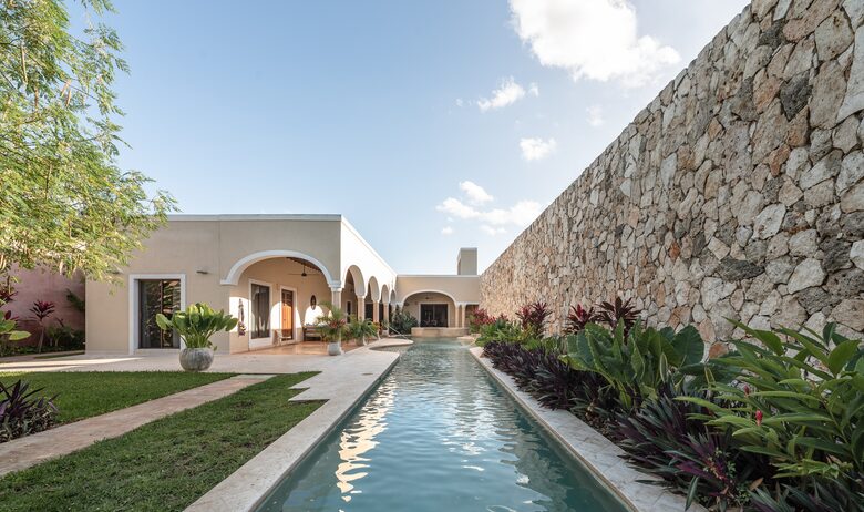 Casa Madreselva - Valladolid, Mexico