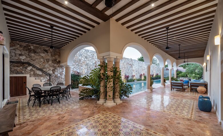 Casa Madreselva - Valladolid, Mexico