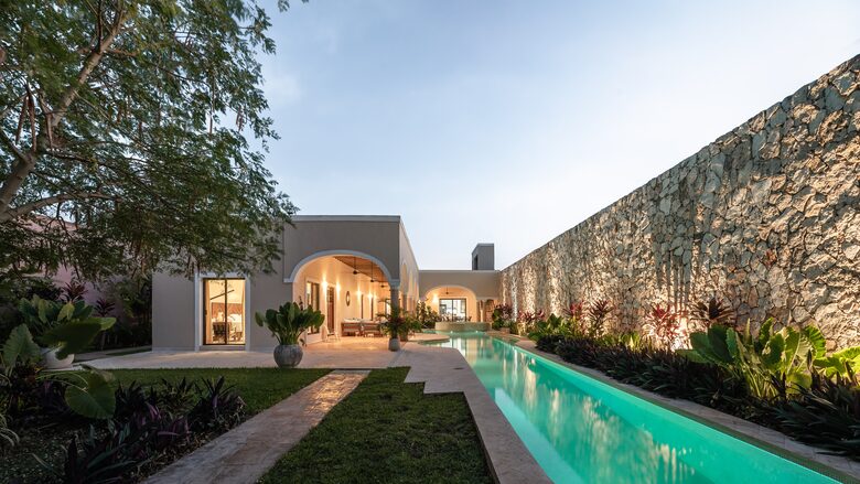 Casa Madreselva - Valladolid, Mexico
