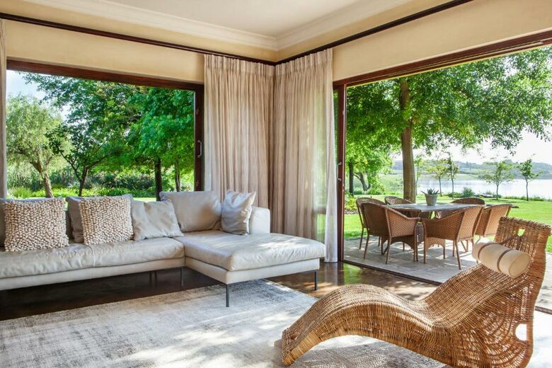 Cape Winelands Villa - Paarl, South Africa