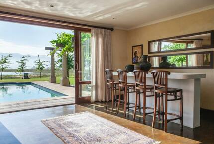 Cape Winelands Villa - Paarl, South Africa