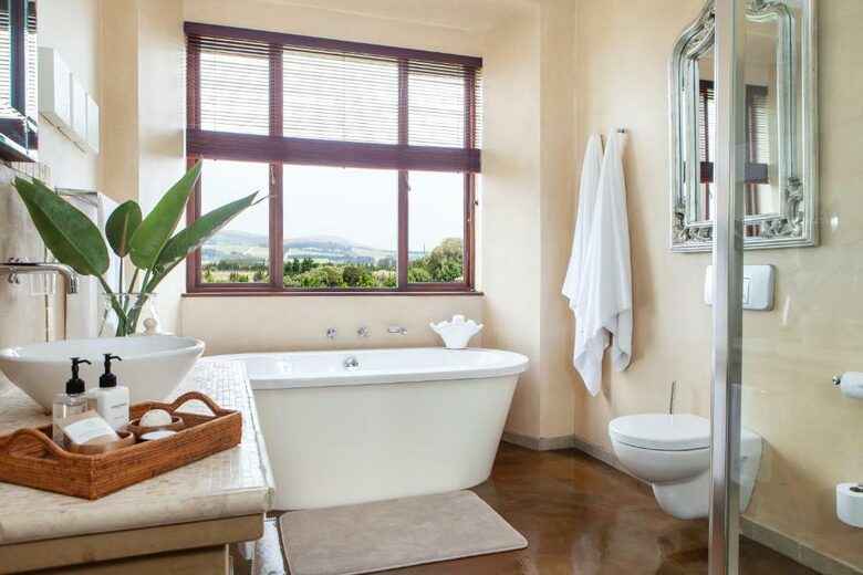 Cape Winelands Villa - Paarl, South Africa