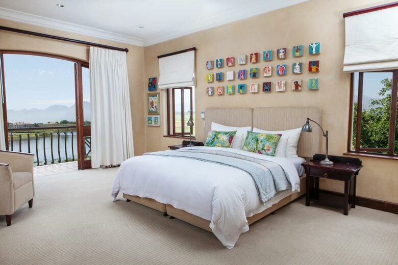 Cape Winelands Villa - Paarl, South Africa