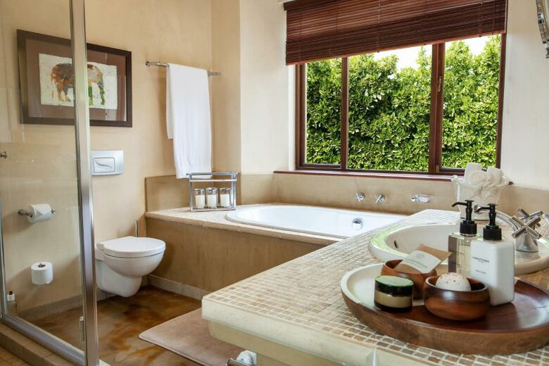 Cape Winelands Villa - Paarl, South Africa