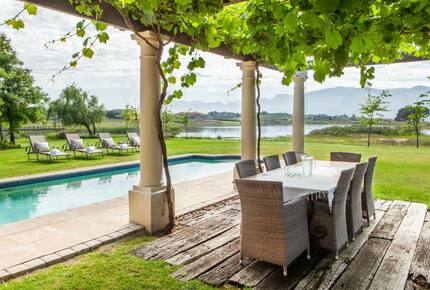 Cape Winelands Villa - Paarl, South Africa