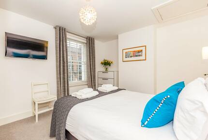 House Thirty-three - Oxford, United Kingdom