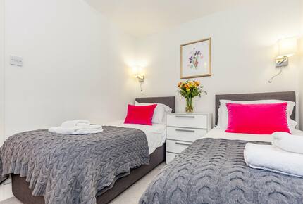 House Thirty-three - Oxford, United Kingdom