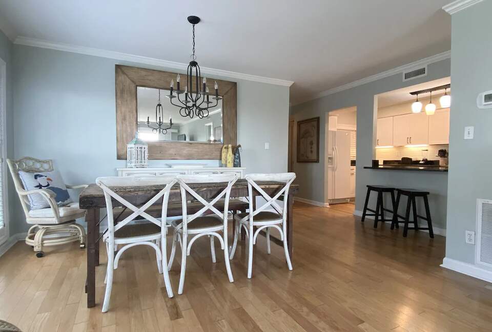 Relax and enjoy ocean front villa , private covered patio, 1st floor, no stairs - Hilton Head, South Carolina