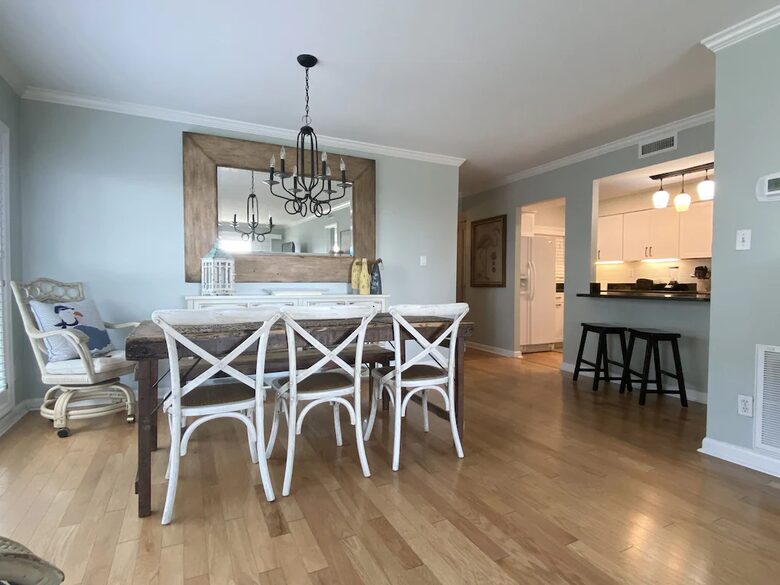 Relax and enjoy ocean front villa , private covered patio, 1st floor, no stairs - Hilton Head, South Carolina