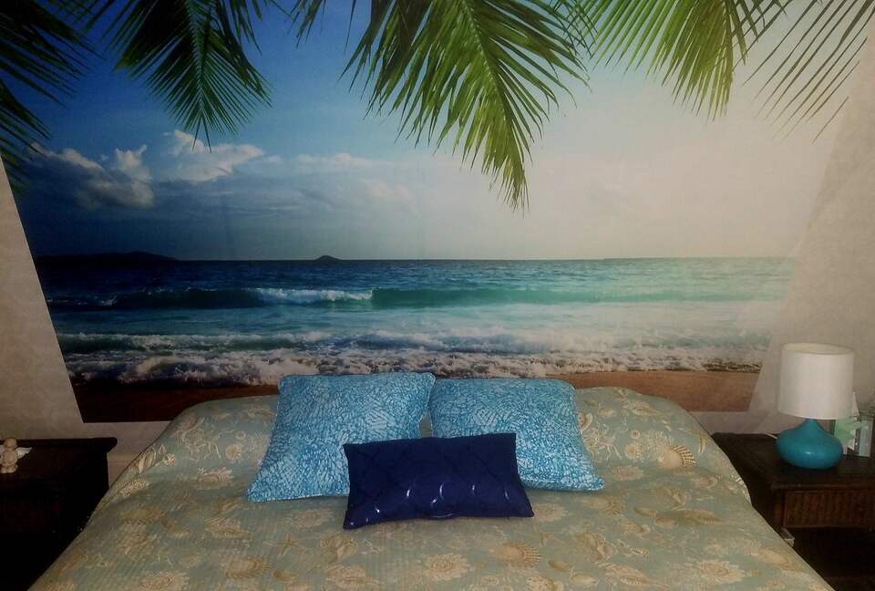 On The Water Newport Beach - Newport Beach, California