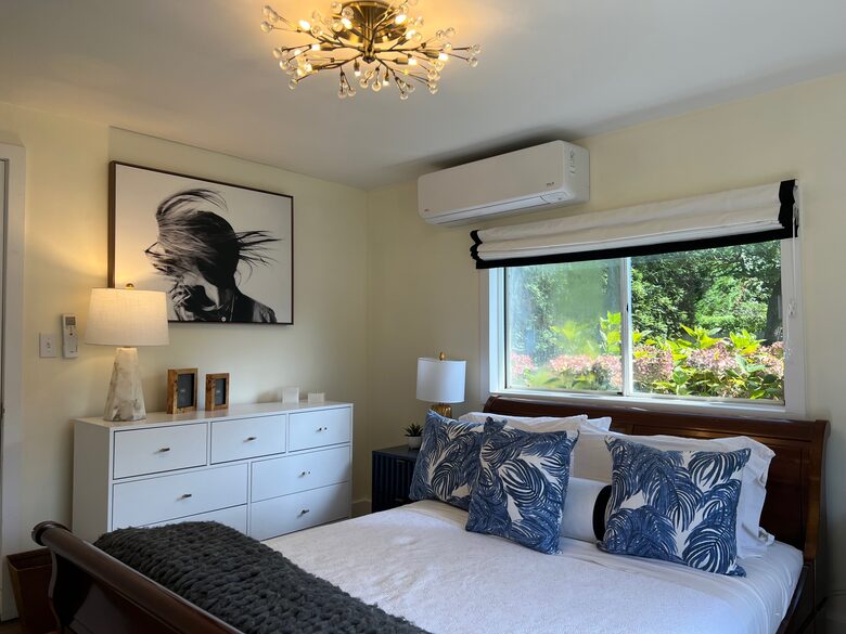 Cottage second bedroom with queen bed