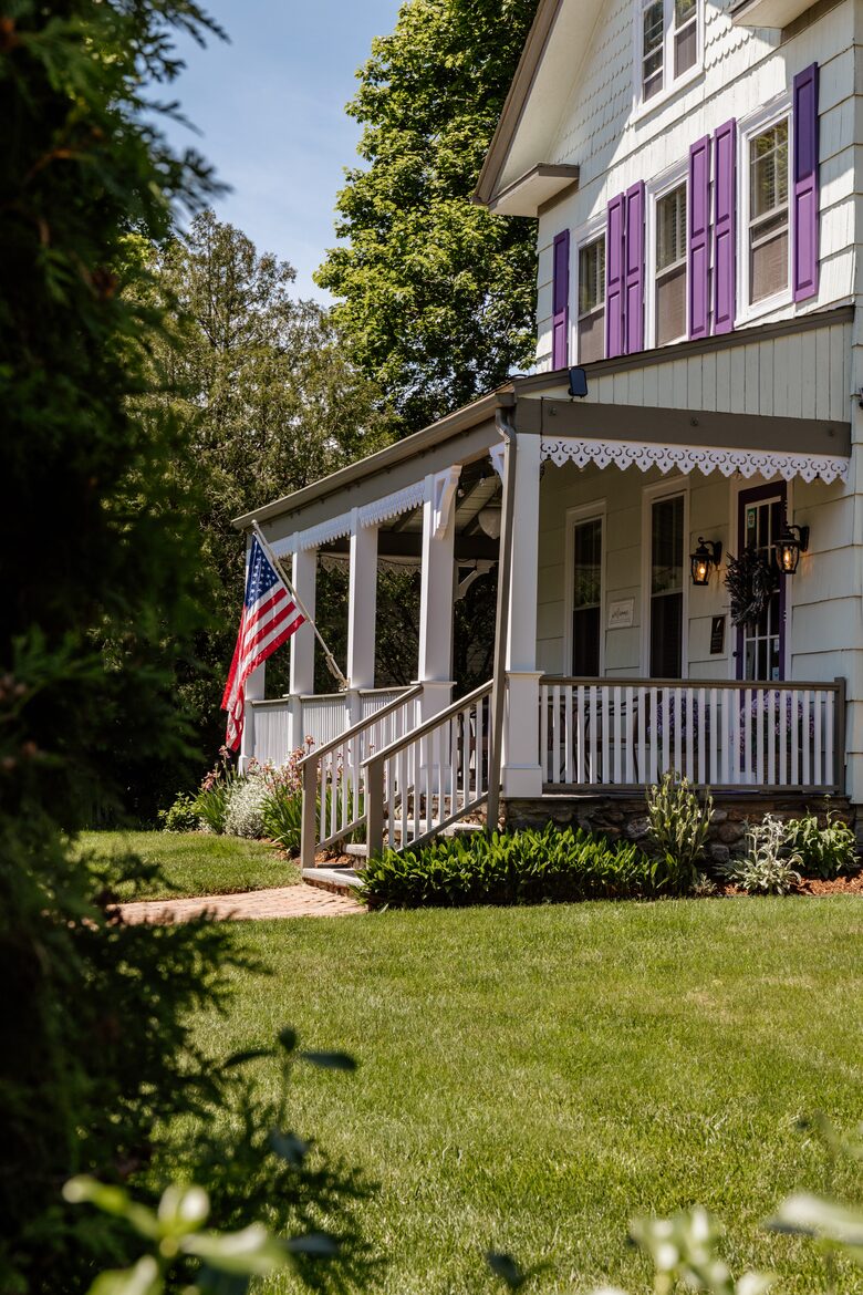 West Beach Family Compound on the CT Shoreline - Westbrook, Connecticut