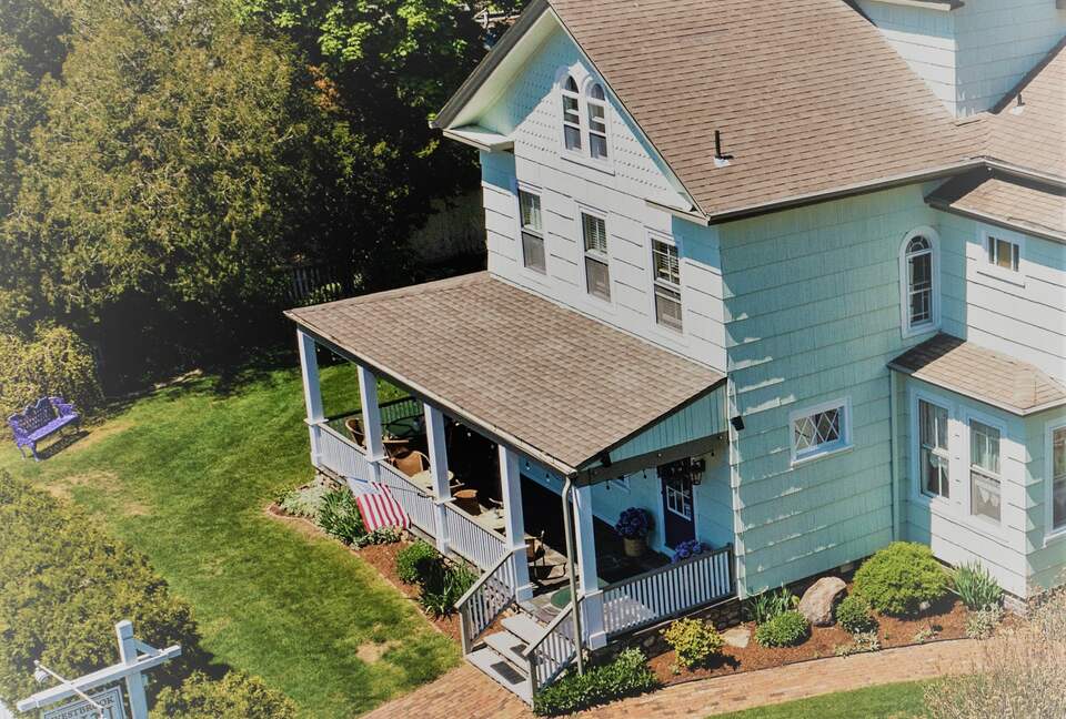 West Beach Family Compound on the CT Shoreline - Westbrook, Connecticut