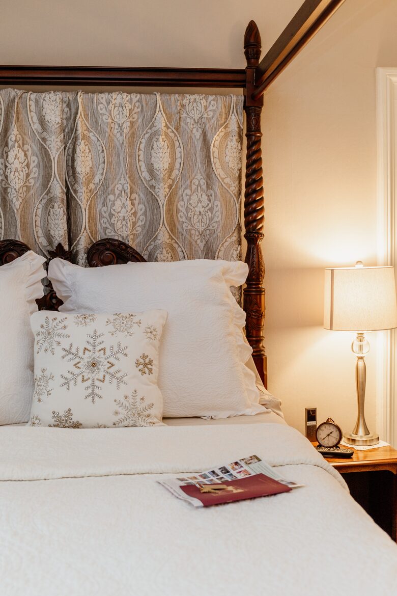 West Beach Family Compound on the CT Shoreline - Westbrook, Connecticut