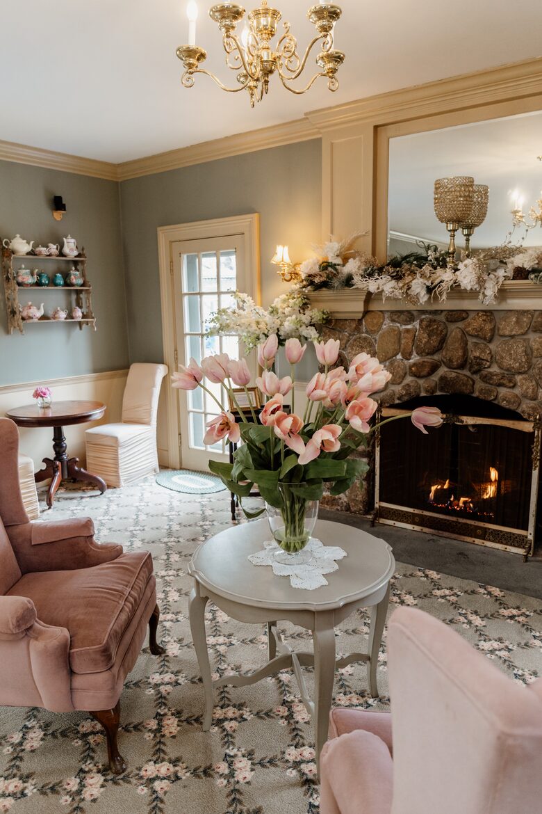 West Beach Family Compound on the CT Shoreline - Westbrook, Connecticut