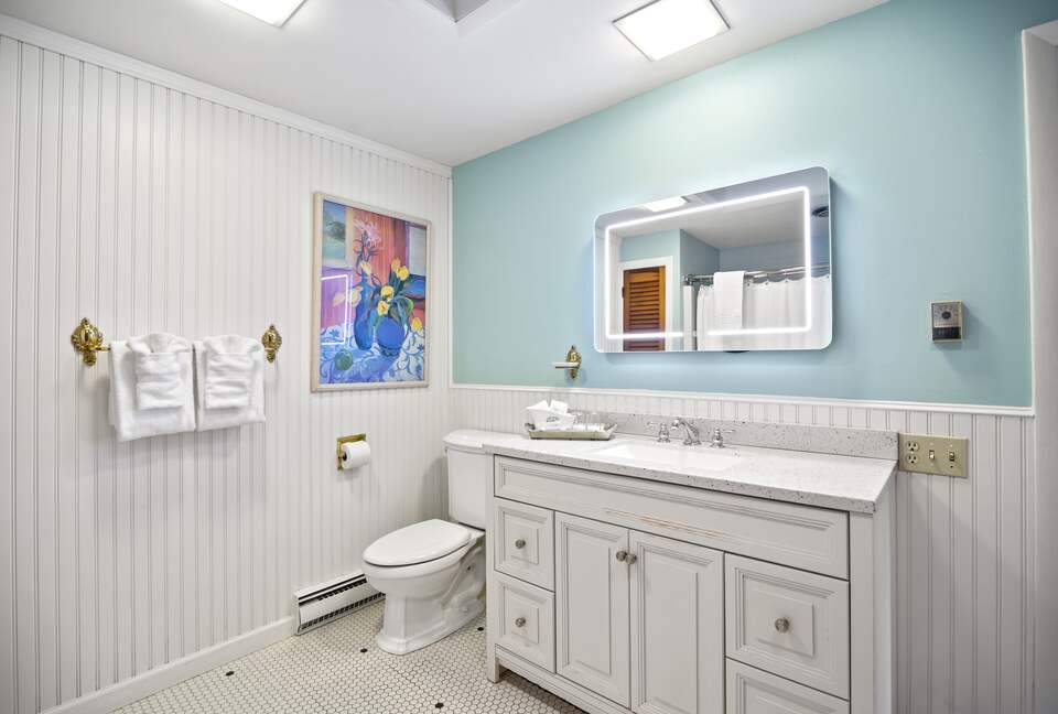 West Beach Family Compound on the CT Shoreline - Westbrook, Connecticut