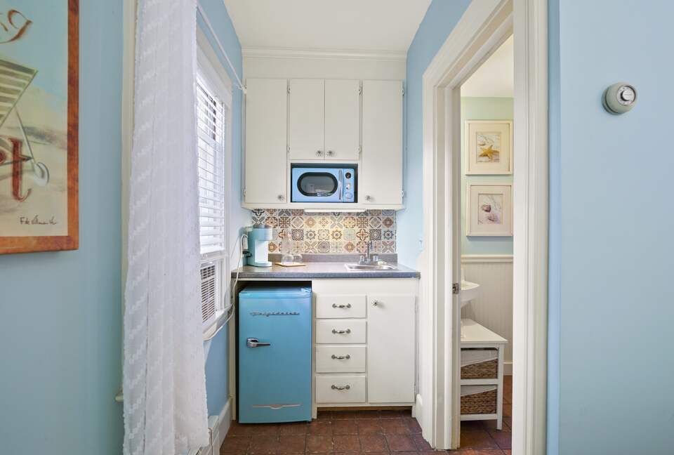 West Beach Family Compound on the CT Shoreline - Westbrook, Connecticut