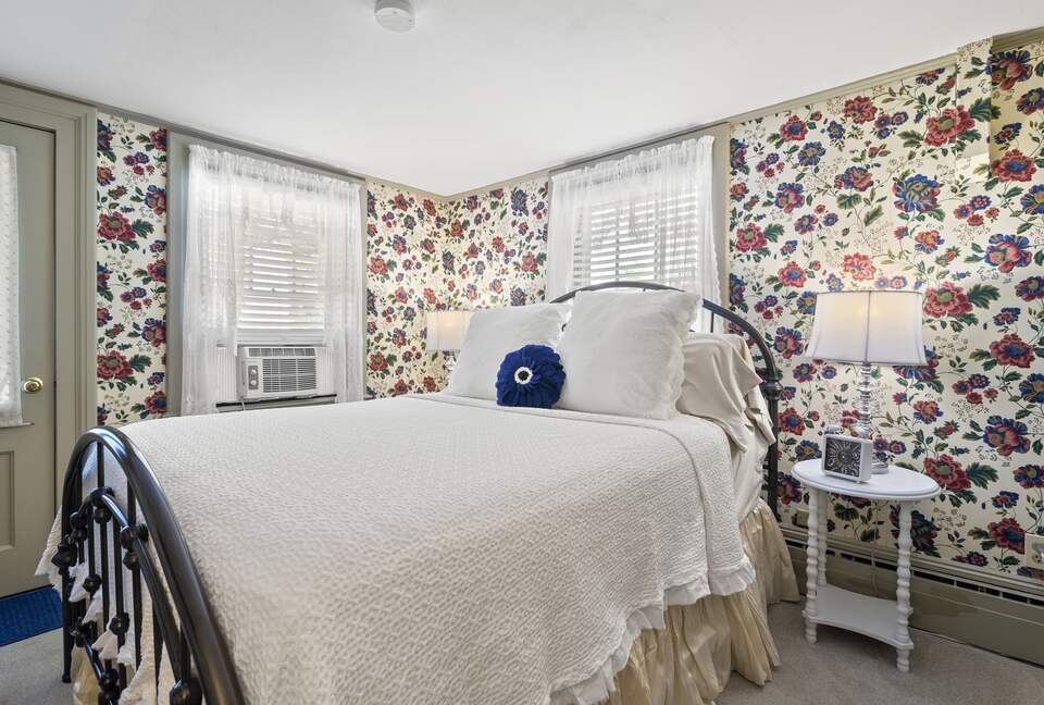 West Beach Family Compound on the CT Shoreline - Westbrook, Connecticut