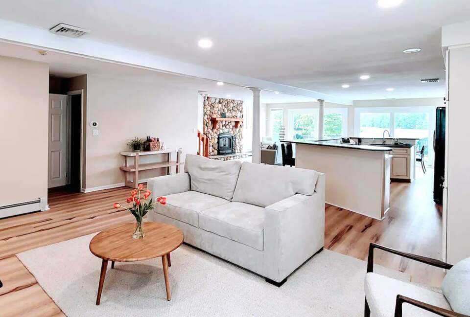 Luxury Lakeside Oasis - Derry, New Hampshire