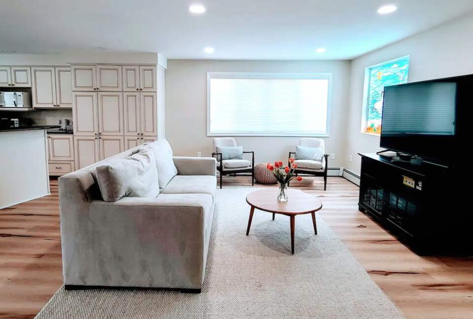 Luxury Lakeside Oasis - Derry, New Hampshire