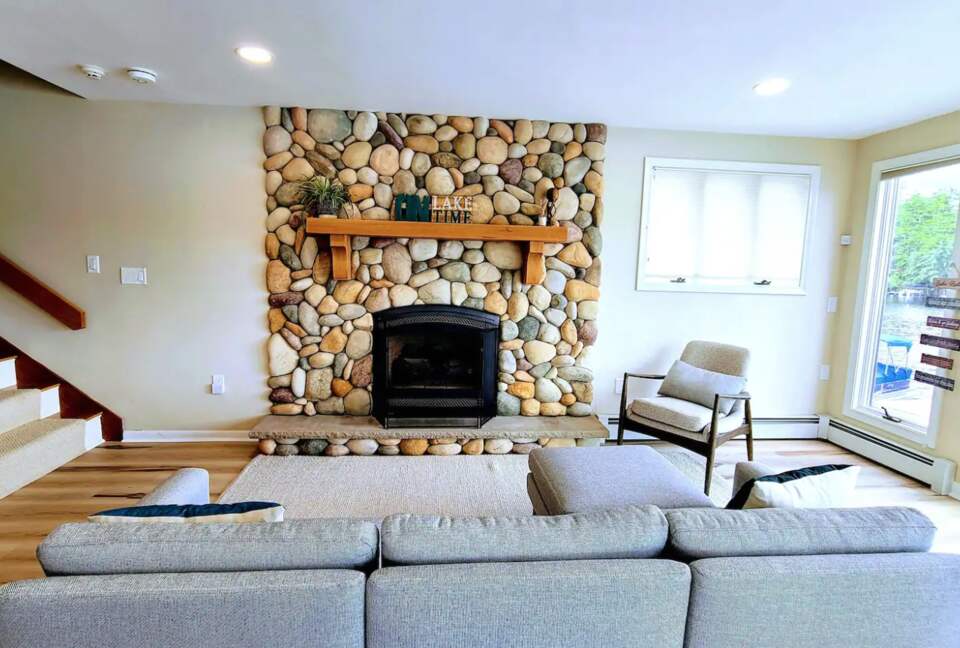 Luxury Lakeside Oasis - Derry, New Hampshire