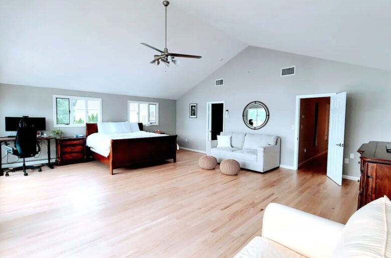 Luxury Lakeside Oasis - Derry, New Hampshire