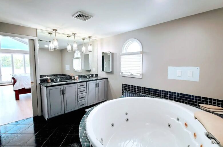 Luxury Lakeside Oasis - Derry, New Hampshire