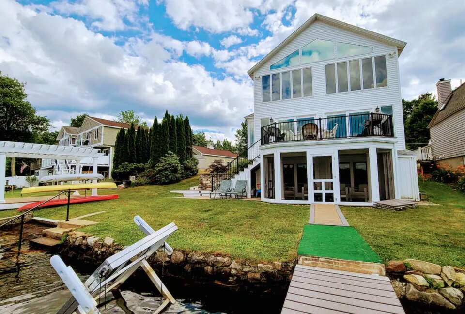 Luxury Lakeside Oasis - Derry, New Hampshire
