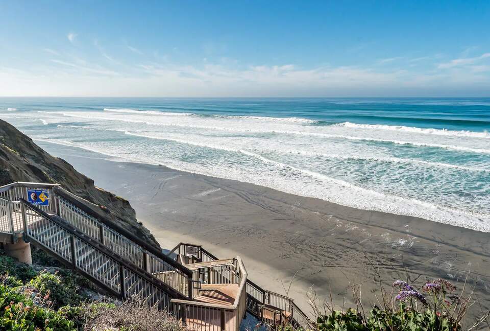 Solana Beach Condo by the Bluffs - Solana Beach, California