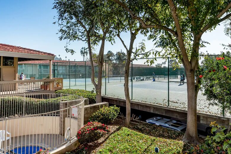 Solana Beach Condo by the Bluffs - Solana Beach, California