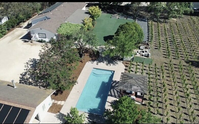 A Private Oasis with Pool, Vineyard, Hot Tub, Bocce & More - Sonoma, California