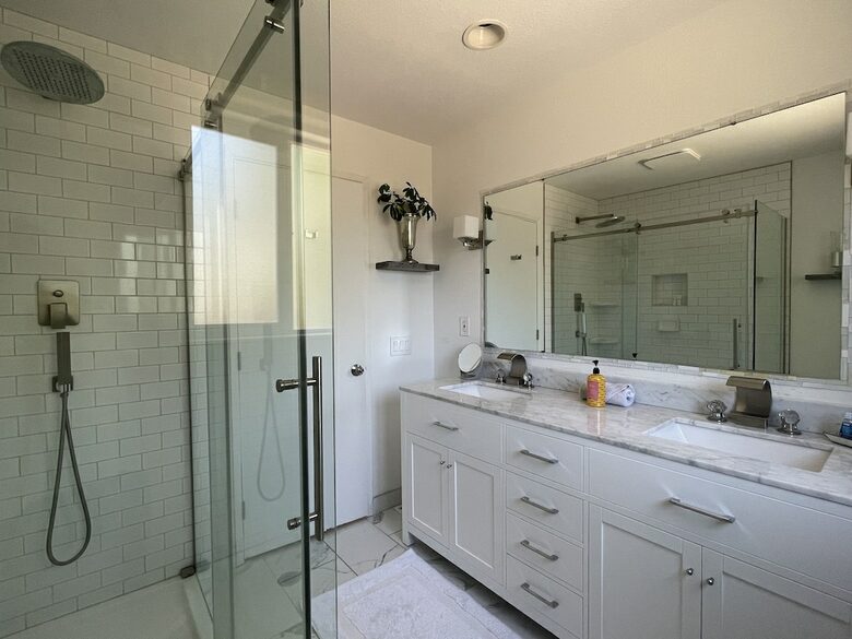 A Private Oasis with Pool, Vineyard, Hot Tub, Bocce & More - Sonoma, California