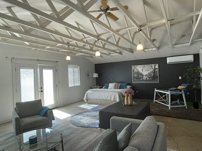 A Private Oasis with Pool, Vineyard, Hot Tub, Bocce & More - Sonoma, California