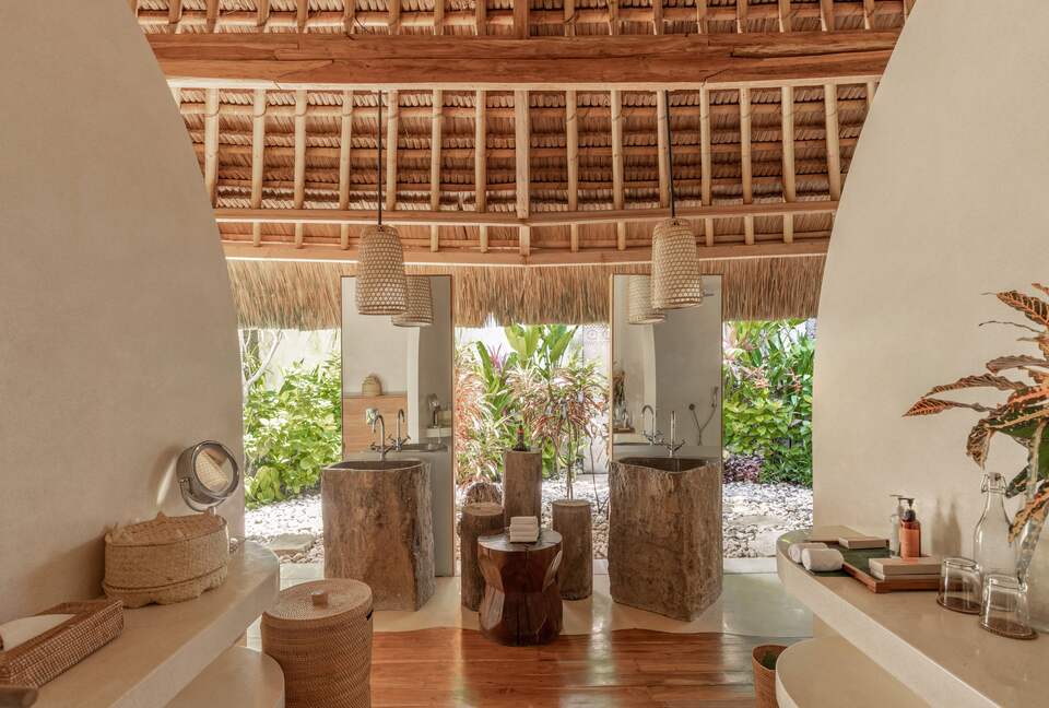 Nihi Sumba - Kasambi Estate (R) - Sumba, Indonesia