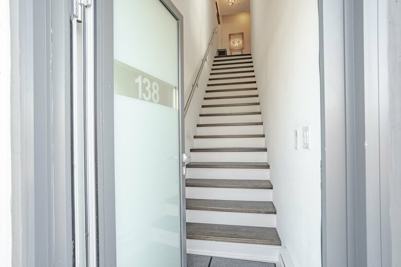 Lovely Two Bedroom Vacation Home in Friday Harbour - Innisfil, Canada