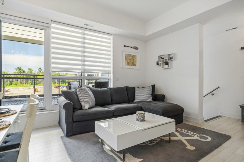 Lovely Two Bedroom Vacation Home in Friday Harbour - Innisfil, Canada