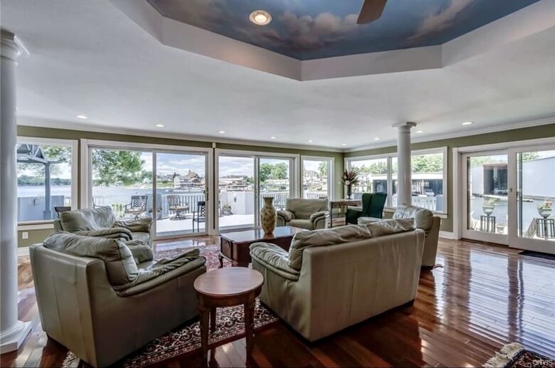 Edgewood Pointe Paradise on Millionaires Row - Alexandria Bay, New York