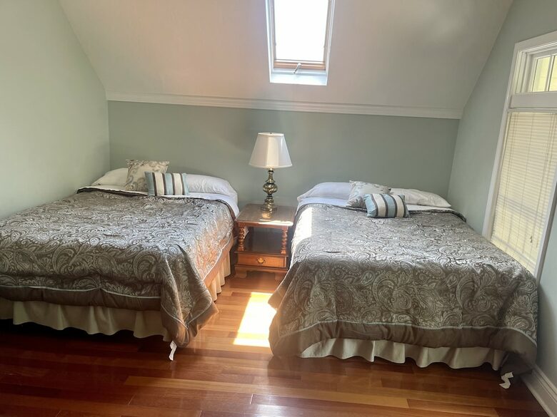 Edgewood Pointe Paradise on Millionaires Row - Alexandria Bay, New York